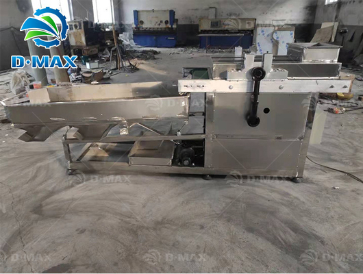 Convenient Nut Chopper Adjustable Size for Crushing Peanuts Almonds Walnuts Hazelnuts